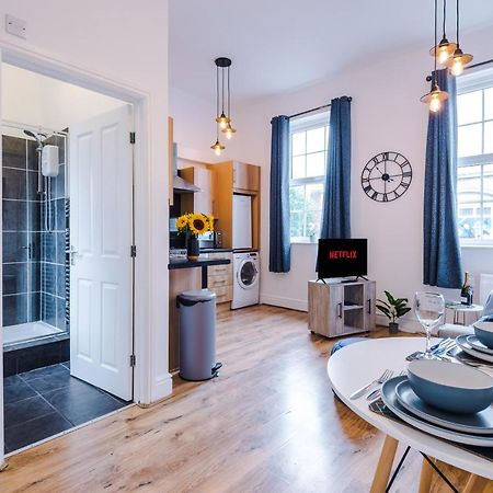 Bright 1-Bed Apartment In Chester By 53 Degrees Property, Ideal For Professionals & Couples, Great Location - Sleeps 4 外观 照片