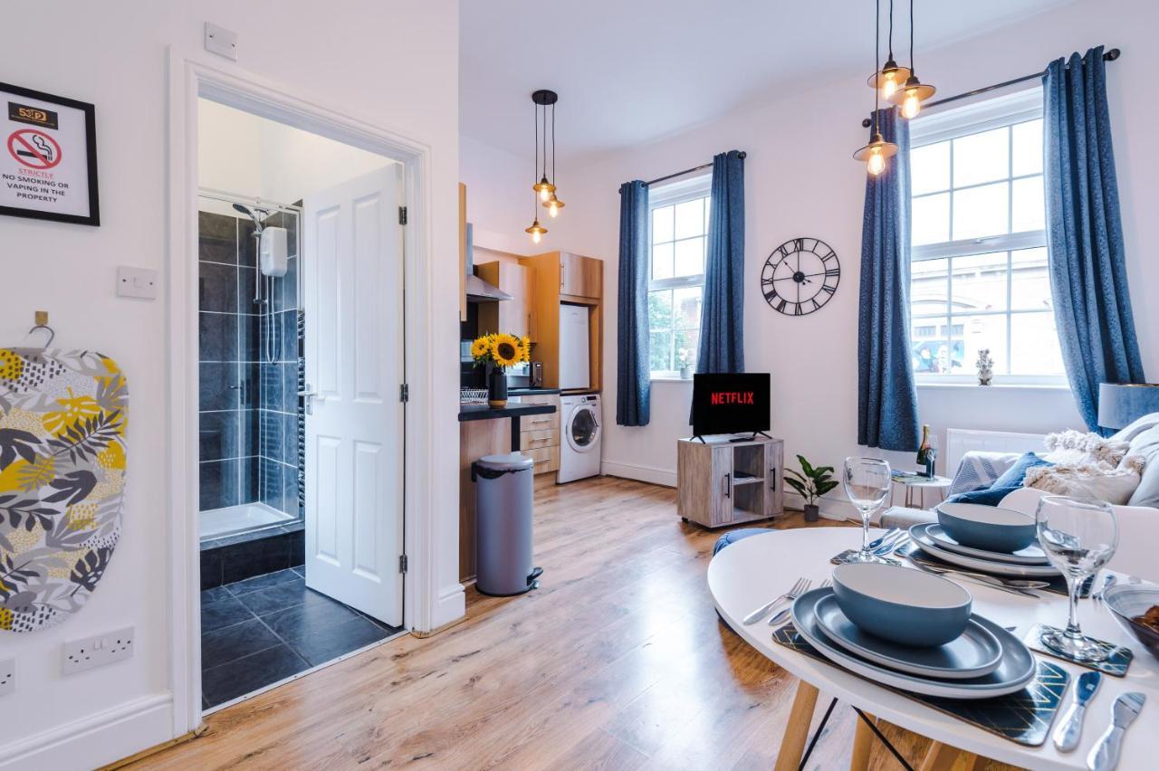 Bright 1-Bed Apartment In Chester By 53 Degrees Property, Ideal For Professionals & Couples, Great Location - Sleeps 4 外观 照片