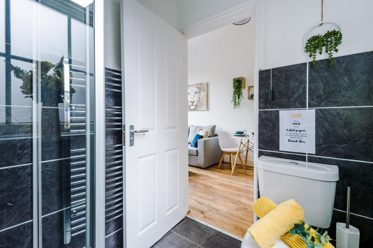 Bright 1-Bed Apartment In Chester By 53 Degrees Property, Ideal For Professionals & Couples, Great Location - Sleeps 4 外观 照片