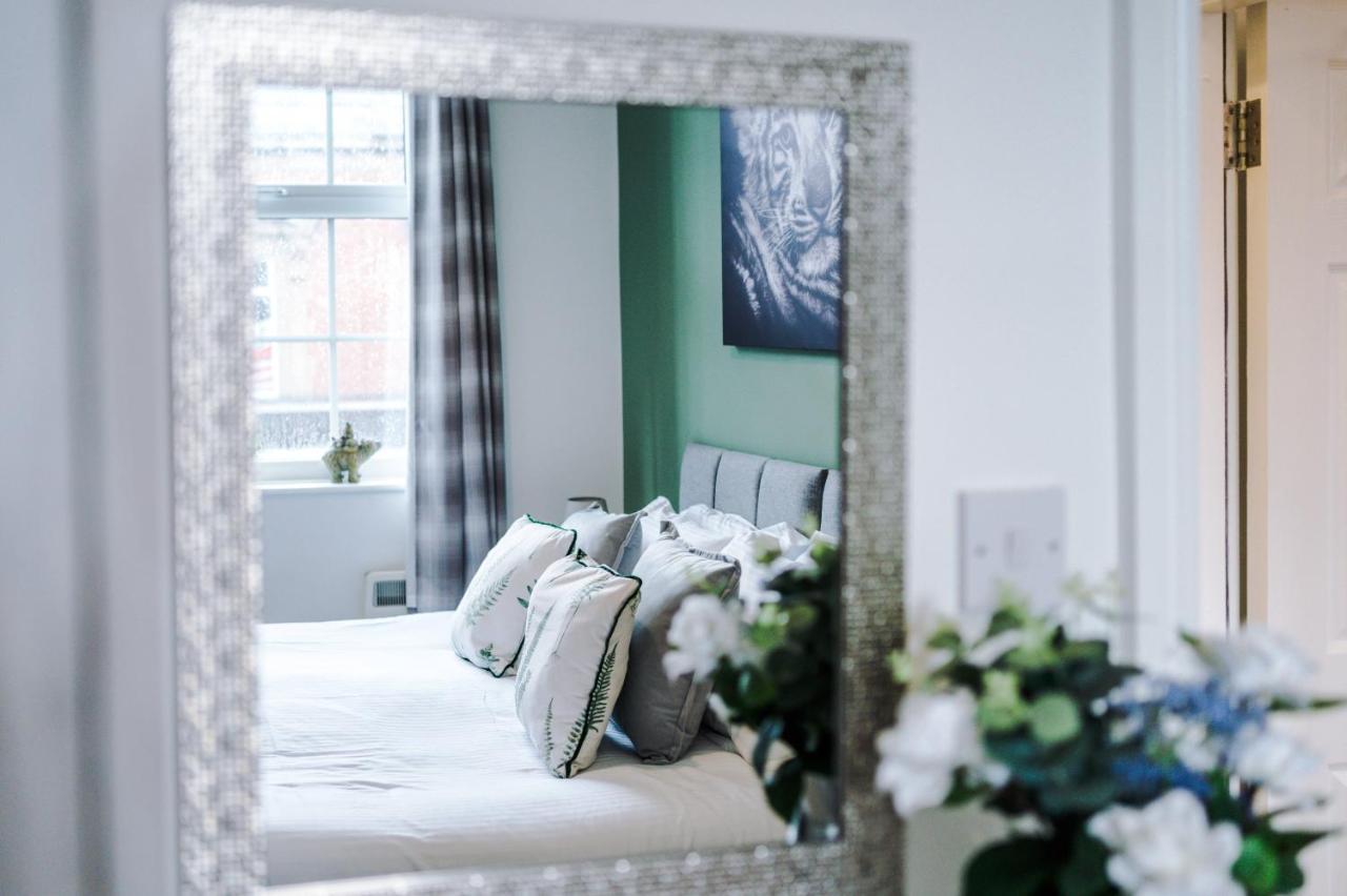Bright 1-Bed Apartment In Chester By 53 Degrees Property, Ideal For Professionals & Couples, Great Location - Sleeps 4 外观 照片